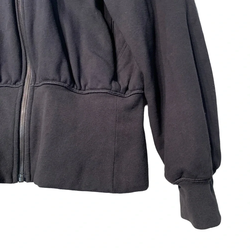 Lululemon Hugged Waist Zip Hoodie Black Cropped Jacket Size 8 - Picture 4 of 16